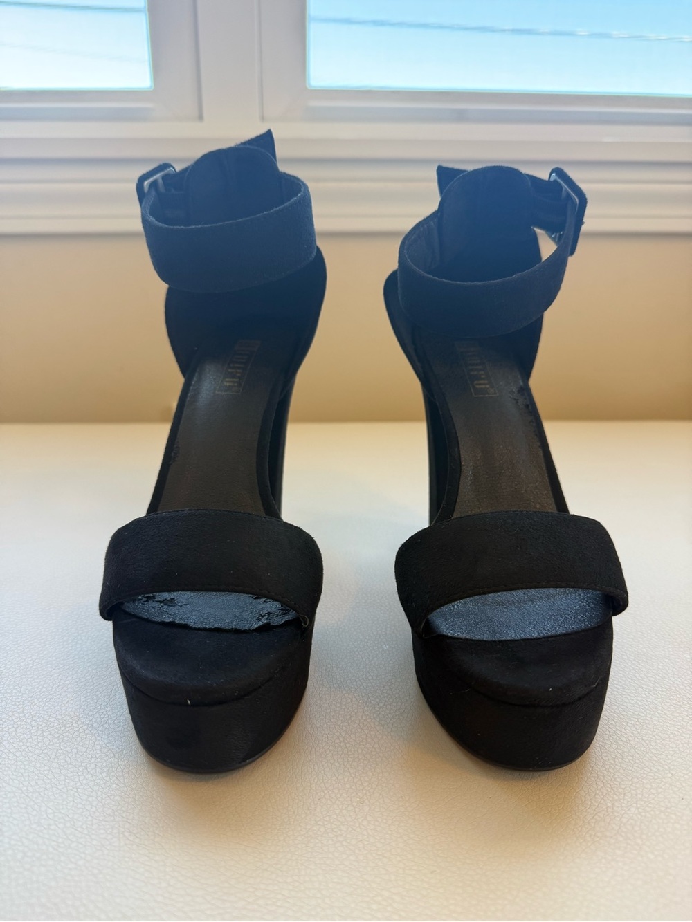 Black Platform Ankle-Strap Heels – Women’s Size 6.5